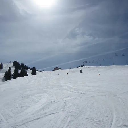 Ecrins Etoile C9 * Samoëns