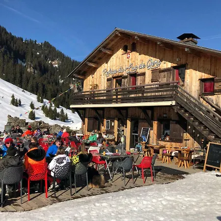 Апартаменты Ecrins Etoile C9 *